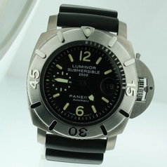 Panerai Luminor Submersible PAM00194 Mens Watch