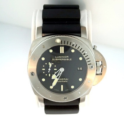 Panerai Luminor Submersible PAM00305 Automatic Watch